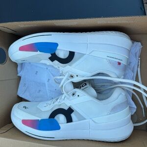 ON Women's White Athletic Shoes